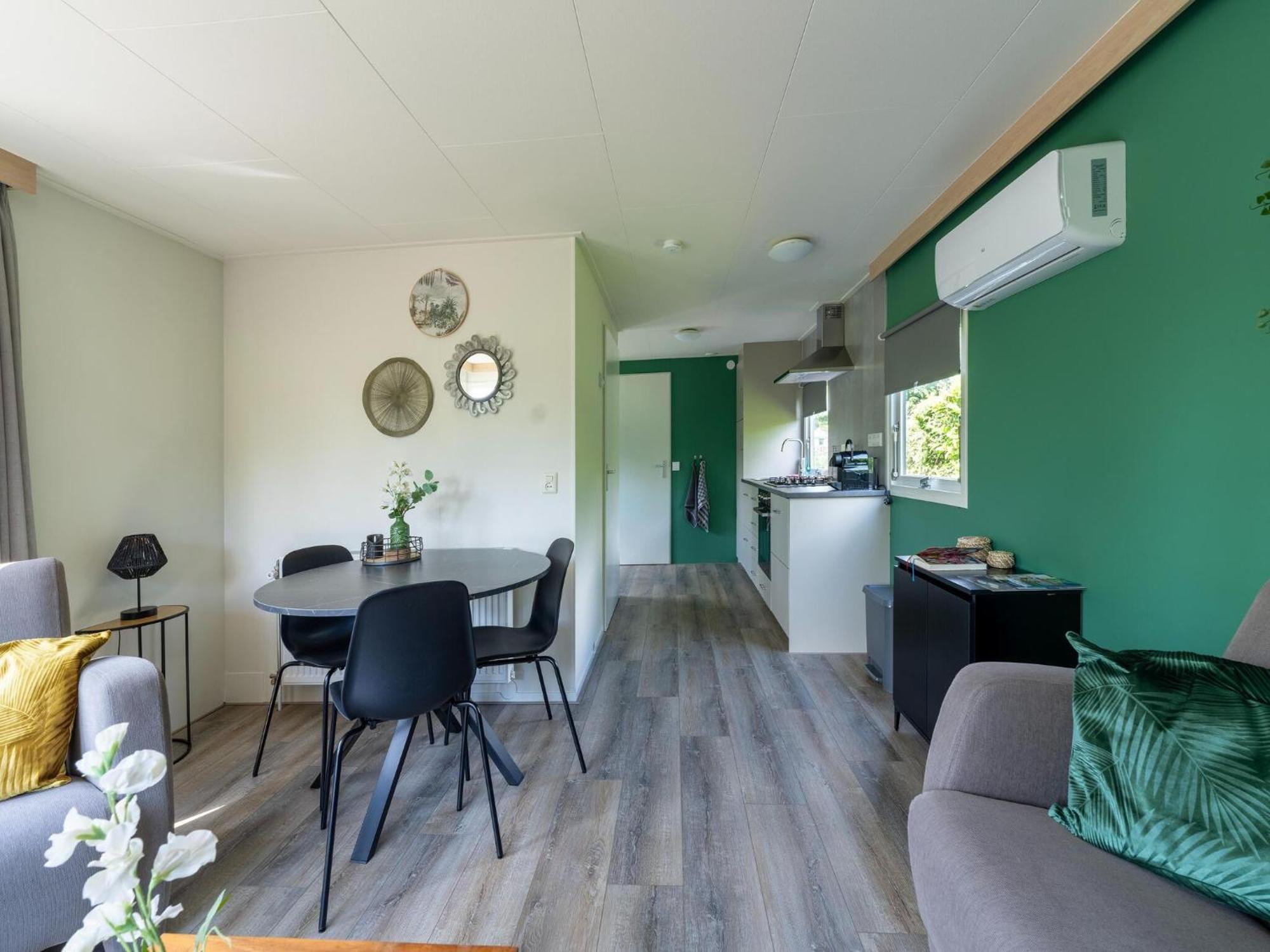 Cozy Chalet In Stegeren With A Terrace Buitenkant foto
