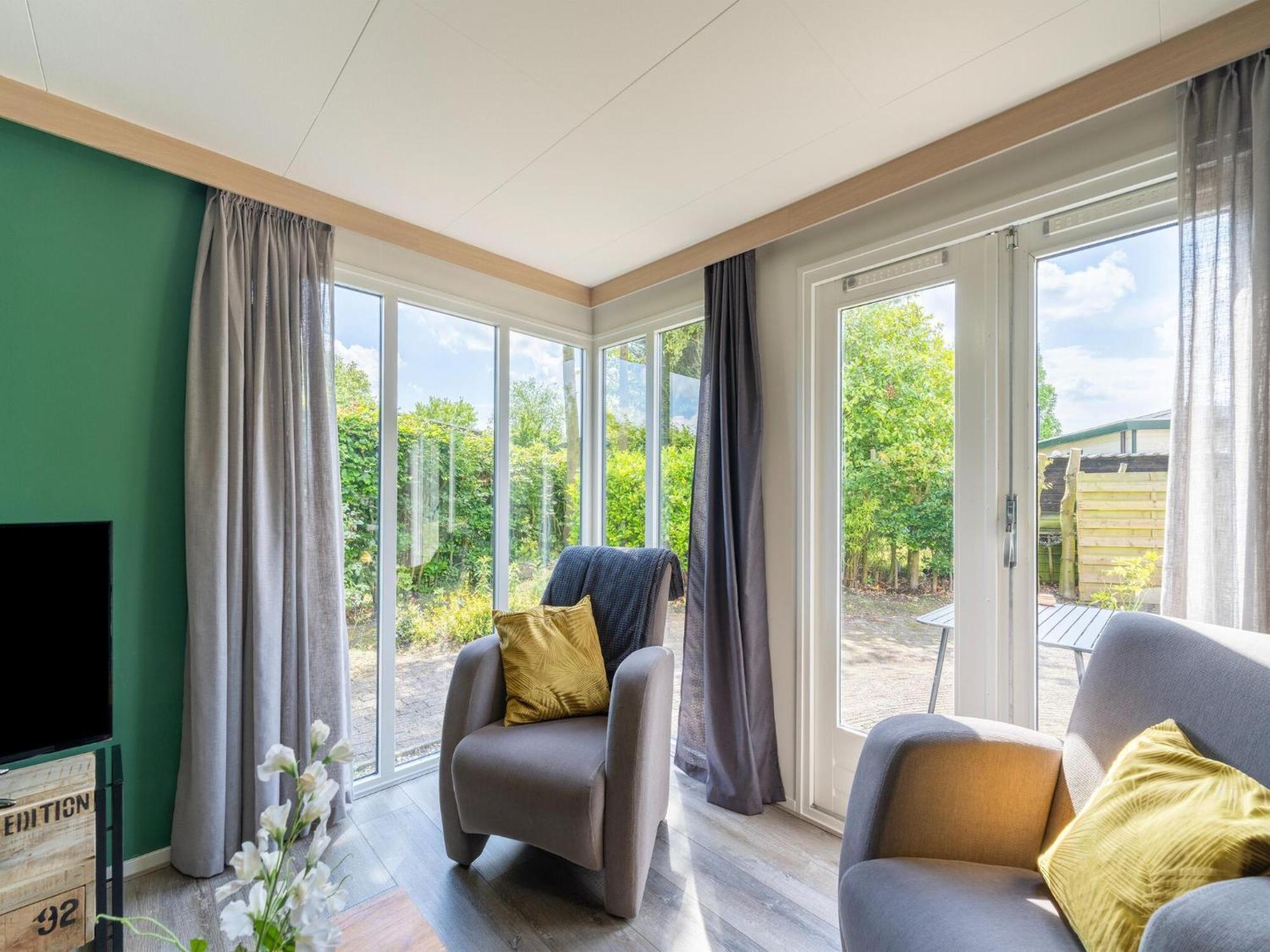 Cozy Chalet In Stegeren With A Terrace Buitenkant foto
