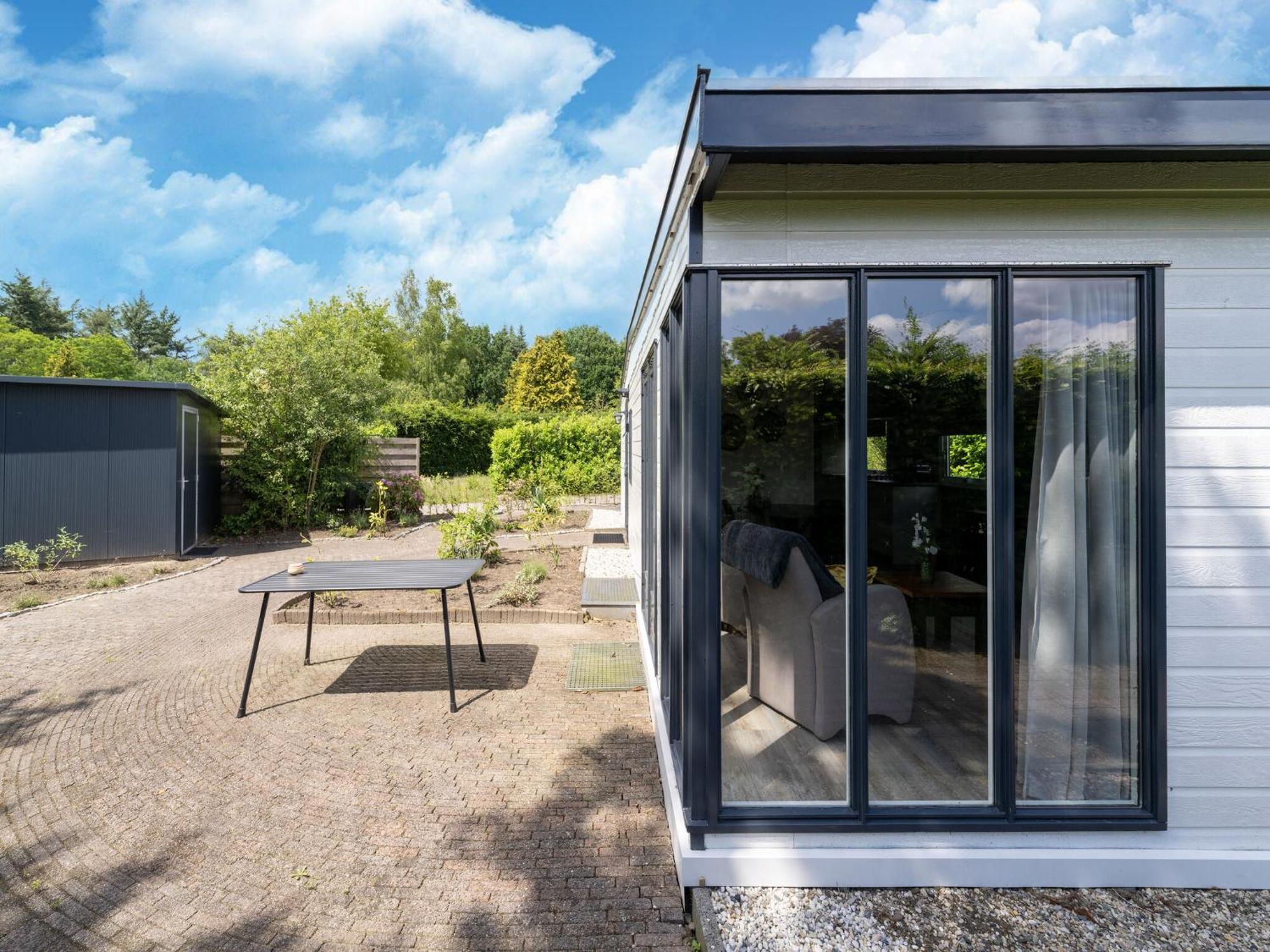 Cozy Chalet In Stegeren With A Terrace Buitenkant foto