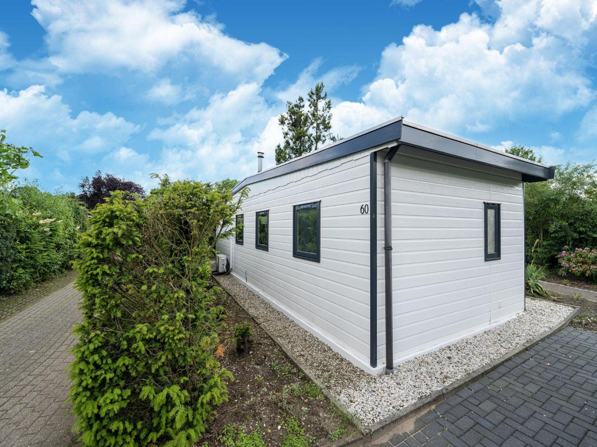 Cozy Chalet In Stegeren With A Terrace Buitenkant foto