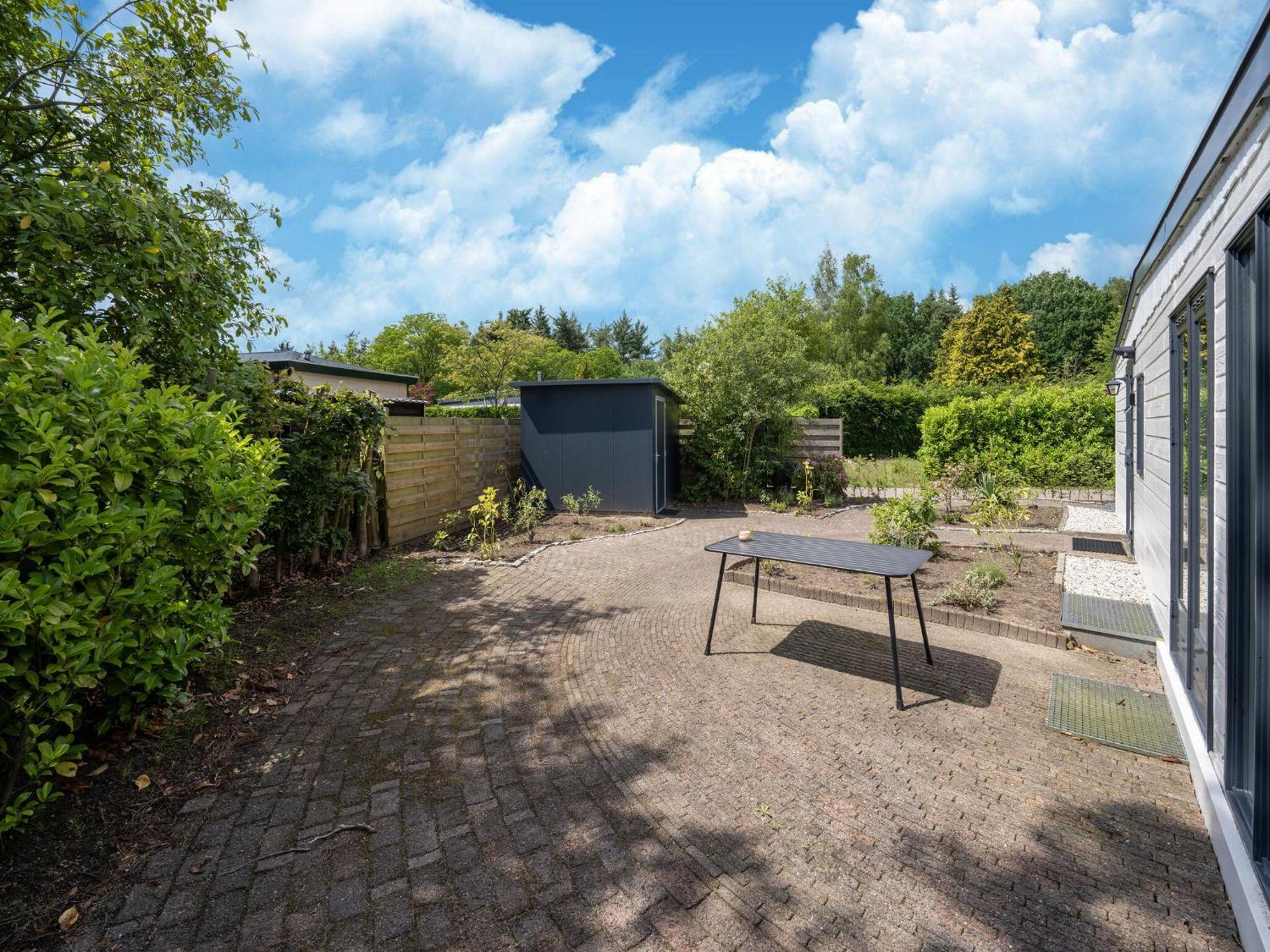 Cozy Chalet In Stegeren With A Terrace Buitenkant foto